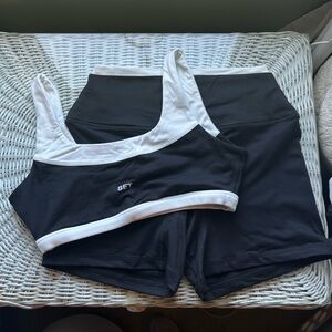 Set Active Formcloud set - black/white